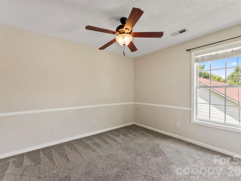 820 Saint Andrews Place, Concord, NC 28025.  MLS# CAR4399325, YatesRealty ID 38719. 