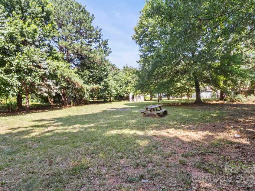 2508 Wood Star Court, Matthews, NC 28105.  MLS# CAR4277438, YatesRealty ID 3872. 