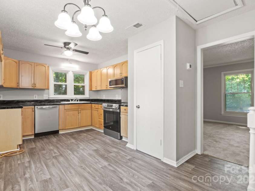 2508 Wood Star Court, Matthews, NC 28105.  MLS# CAR4277438, YatesRealty ID 3872. 