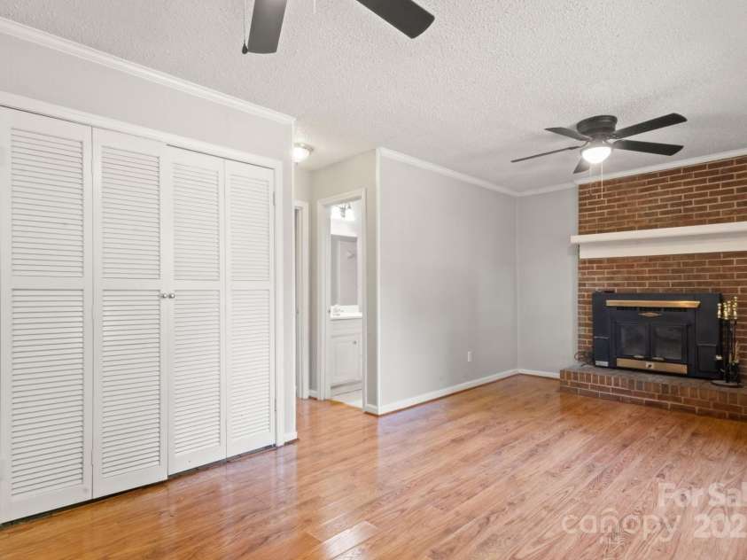 2508 Wood Star Court, Matthews, NC 28105.  MLS# CAR4277438, YatesRealty ID 3872. 