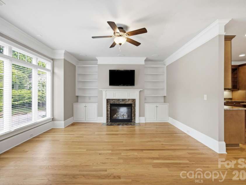 425 Spring Street, Davidson, NC 28036.  MLS# CAR4392088, YatesRealty ID 38721. 