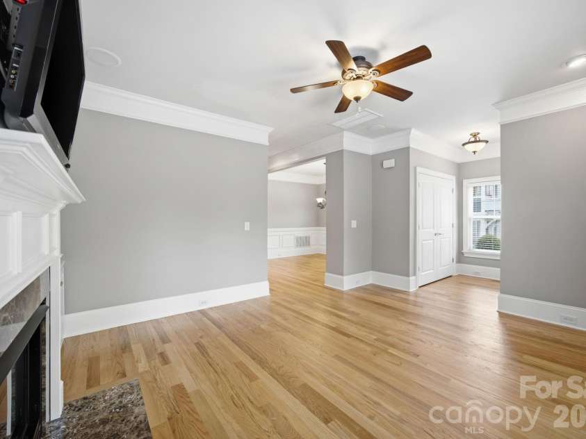 425 Spring Street, Davidson, NC 28036.  MLS# CAR4392088, YatesRealty ID 38721. 