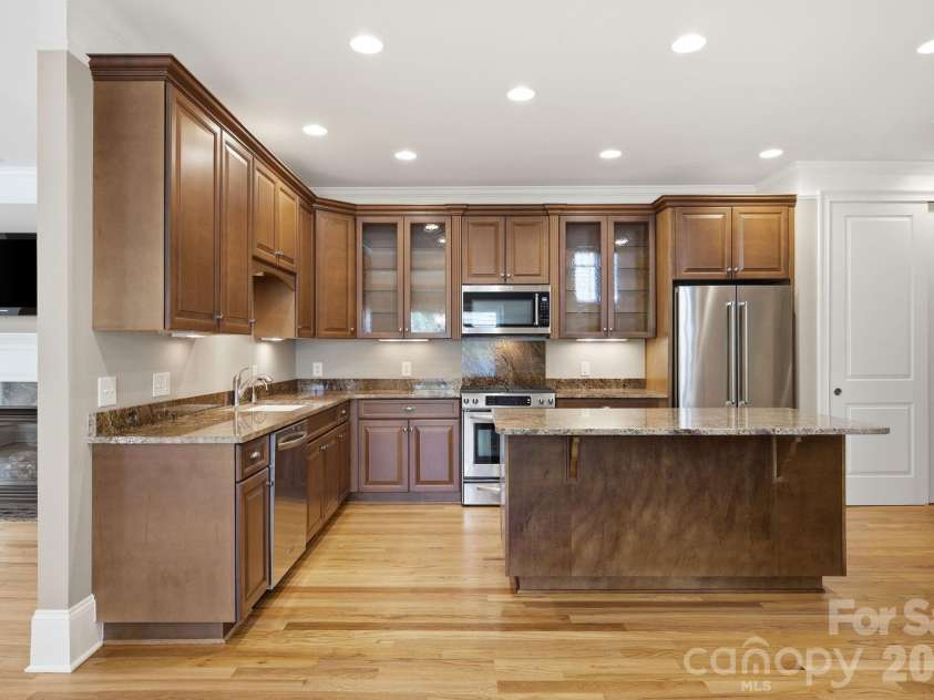 425 Spring Street, Davidson, NC 28036.  MLS# CAR4392088, YatesRealty ID 38721. 