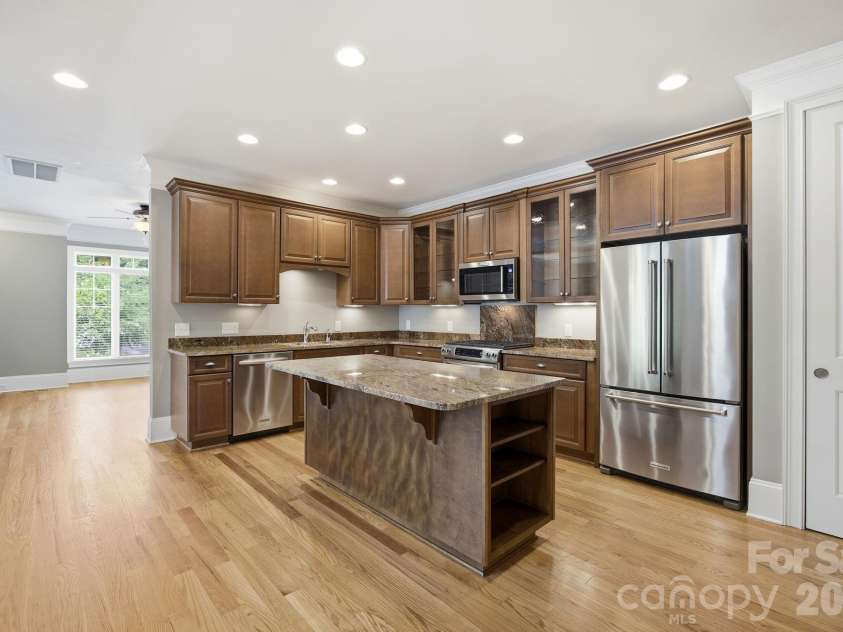 425 Spring Street, Davidson, NC 28036.  MLS# CAR4392088, YatesRealty ID 38721. 