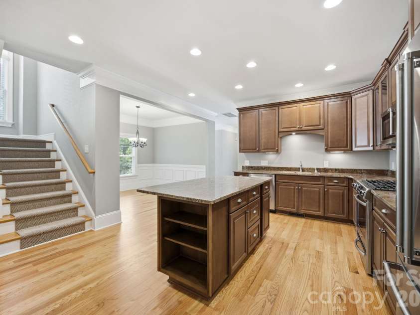 425 Spring Street, Davidson, NC 28036.  MLS# CAR4392088, YatesRealty ID 38721. 