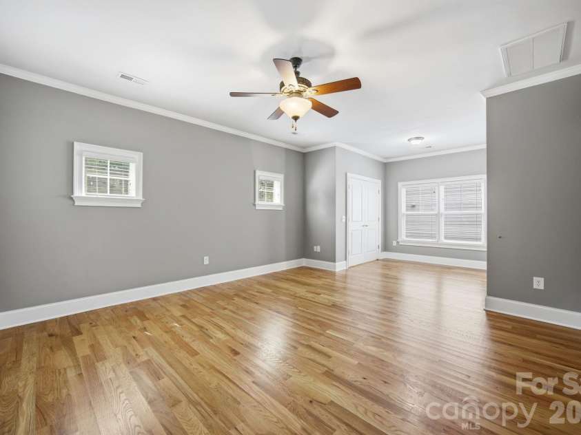425 Spring Street, Davidson, NC 28036.  MLS# CAR4392088, YatesRealty ID 38721. 