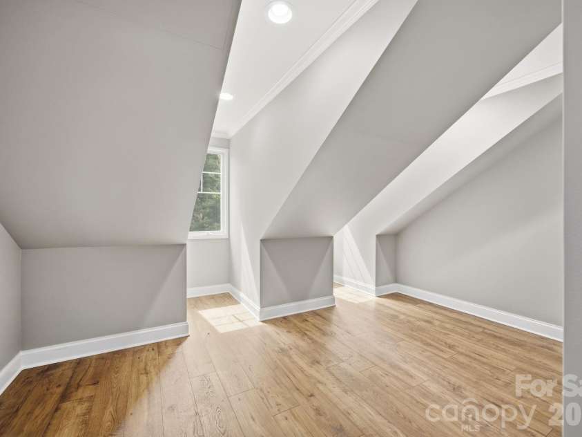 425 Spring Street, Davidson, NC 28036.  MLS# CAR4392088, YatesRealty ID 38721. 