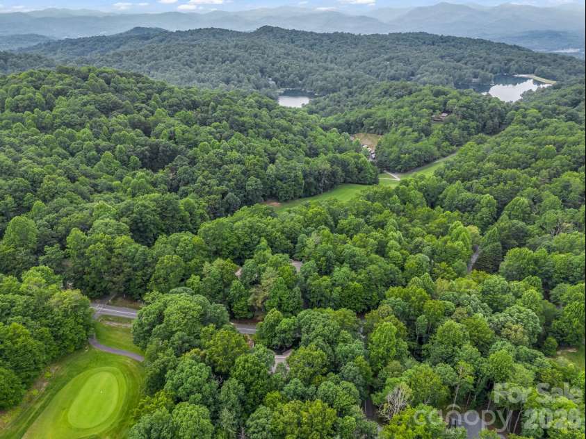 558 Middle Connestee Trail, Brevard, NC 28712.  MLS# CAR4391380, YatesRealty ID 38722. 18 Hole Semi Private Golf Course