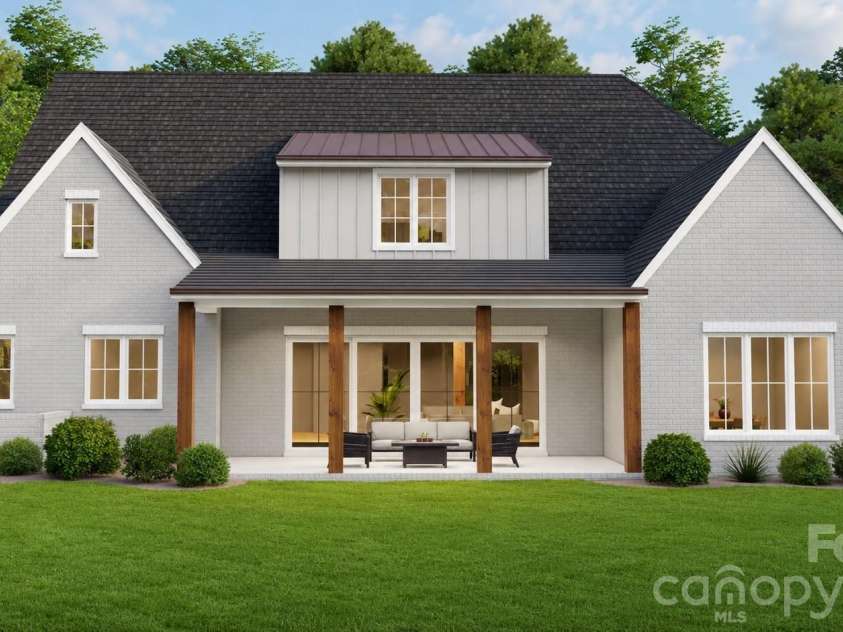 1227 Royal Prince Court, Charlotte, NC 28211.  MLS# CAR4349802, YatesRealty ID 38727. 
