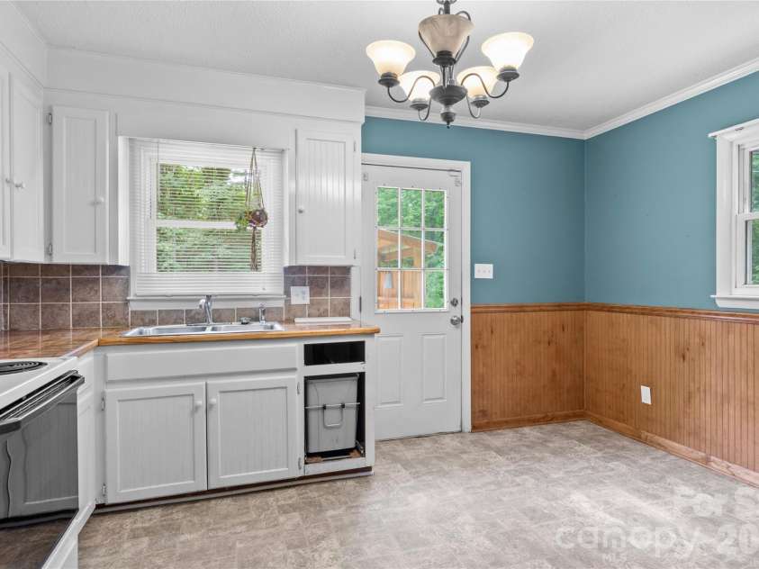 152 Blue Ridge Road, State Road, NC 28676.  MLS# CAR4397721, YatesRealty ID 38728. 