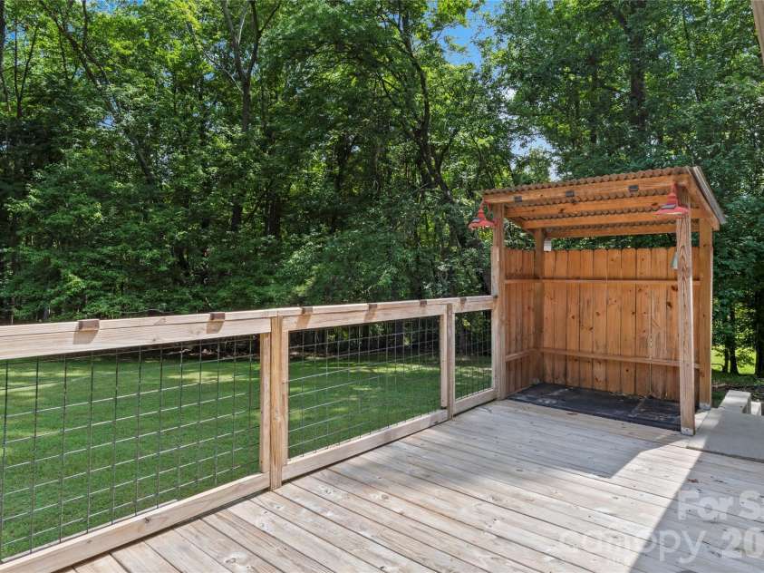 152 Blue Ridge Road, State Road, NC 28676.  MLS# CAR4397721, YatesRealty ID 38728. 