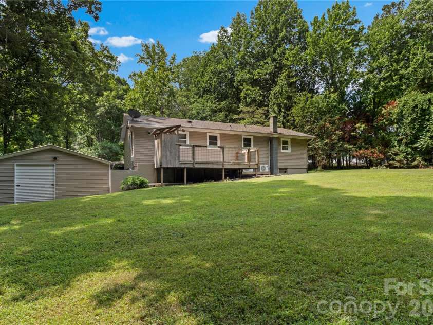152 Blue Ridge Road, State Road, NC 28676.  MLS# CAR4397721, YatesRealty ID 38728. 