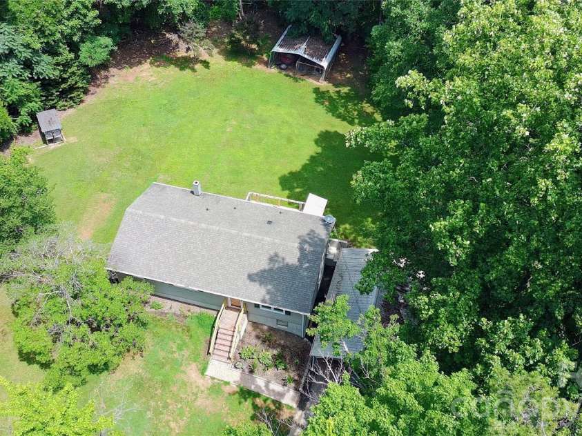 152 Blue Ridge Road, State Road, NC 28676.  MLS# CAR4397721, YatesRealty ID 38728. 