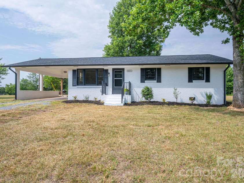 3331 Hog Hill Road, Vale, NC 28168.  MLS# CAR4401712, YatesRealty ID 38729. 