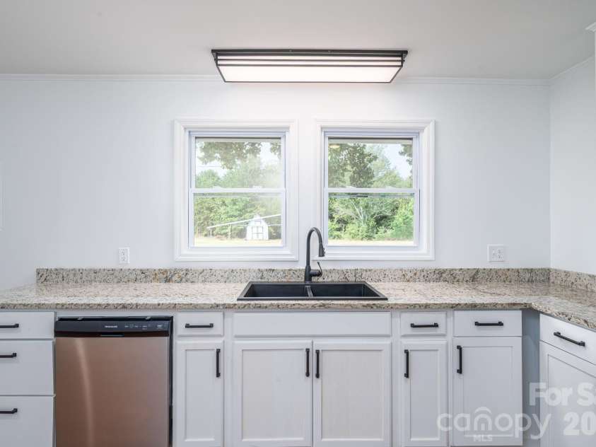 3331 Hog Hill Road, Vale, NC 28168.  MLS# CAR4401712, YatesRealty ID 38729. 