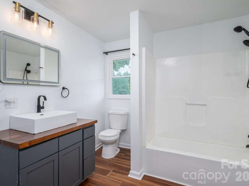 3331 Hog Hill Road, Vale, NC 28168.  MLS# CAR4401712, YatesRealty ID 38729. 