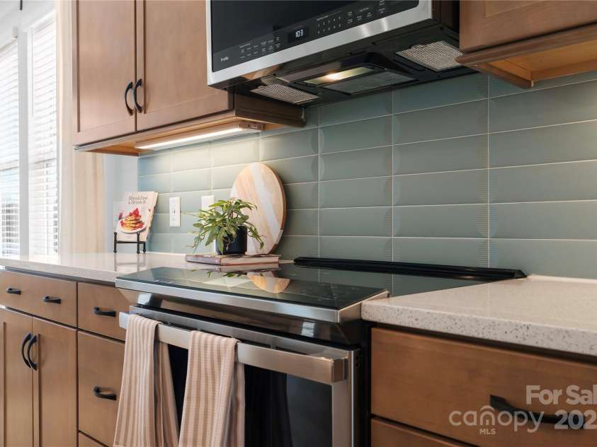 5604 Kingspan Drive, Charlotte, NC 28217.  MLS# CAR4240425, YatesRealty ID 3873. The Braden | Southmont *actual finishes, orientation, and structural selections may vary.