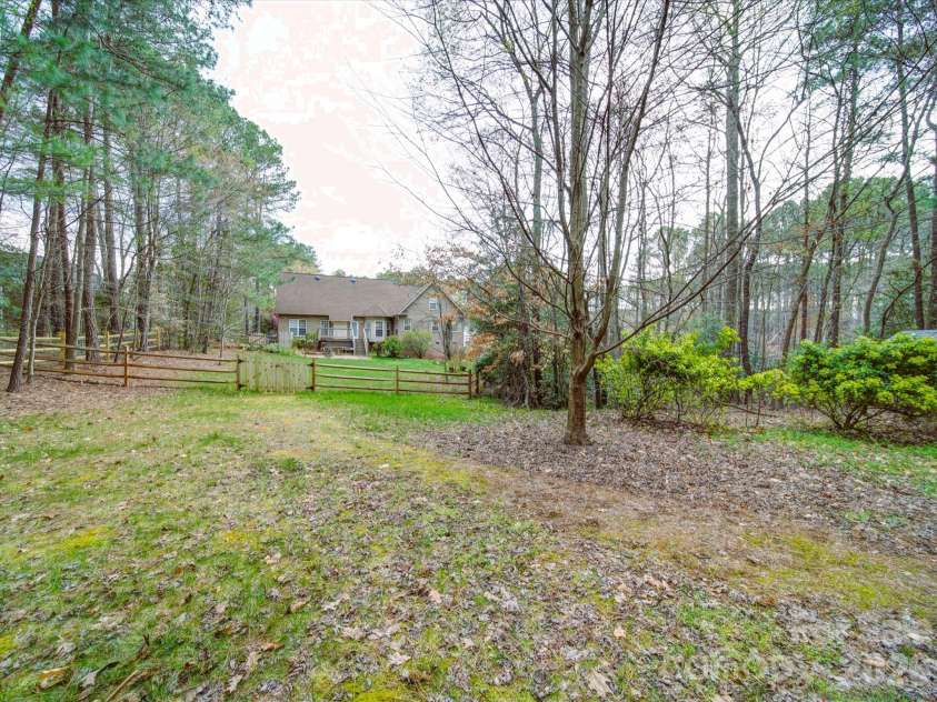 7184 Seagrass Circle, Denver, NC 28037.  MLS# CAR4352991, YatesRealty ID 3873. 