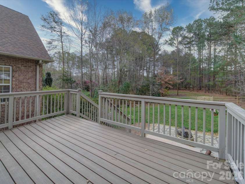 7184 Seagrass Circle, Denver, NC 28037.  MLS# CAR4352991, YatesRealty ID 3873. 