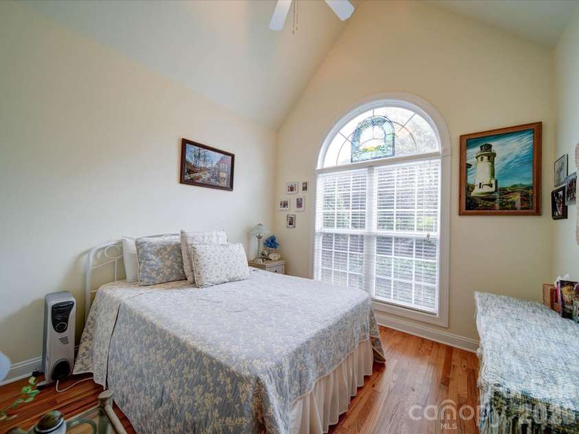 7184 Seagrass Circle, Denver, NC 28037.  MLS# CAR4352991, YatesRealty ID 3873. 