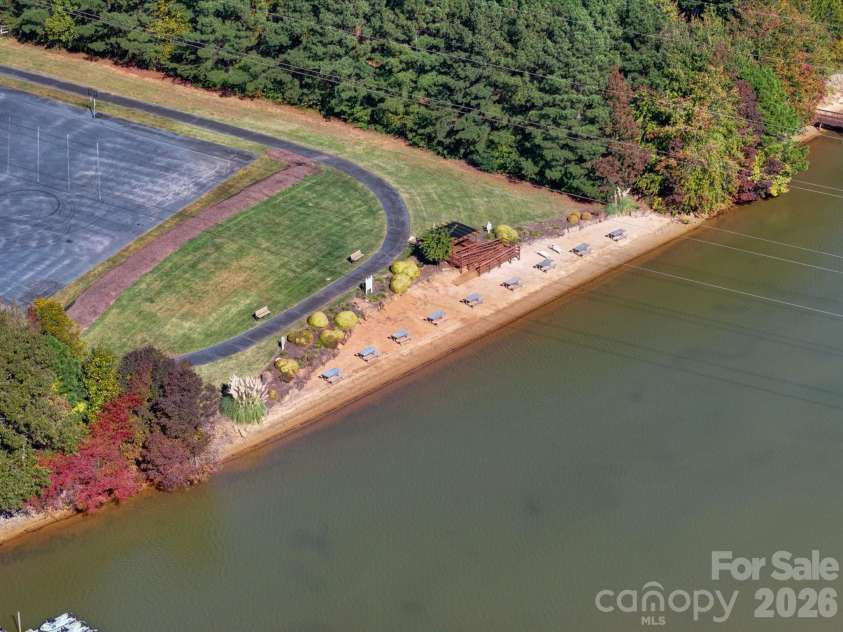 7184 Seagrass Circle, Denver, NC 28037.  MLS# CAR4352991, YatesRealty ID 3873. 