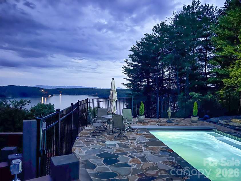 111 Lookout Point, Nebo, NC 28761.  MLS# CAR4403456, YatesRealty ID 38732. 