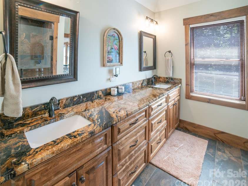 111 Lookout Point, Nebo, NC 28761.  MLS# CAR4403456, YatesRealty ID 38732. 