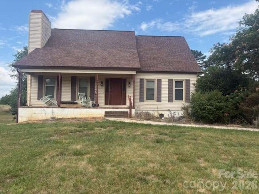 123 Valley Oaks Drive, Advance, NC 27006.  MLS# CAR4401704, YatesRealty ID 38733. 