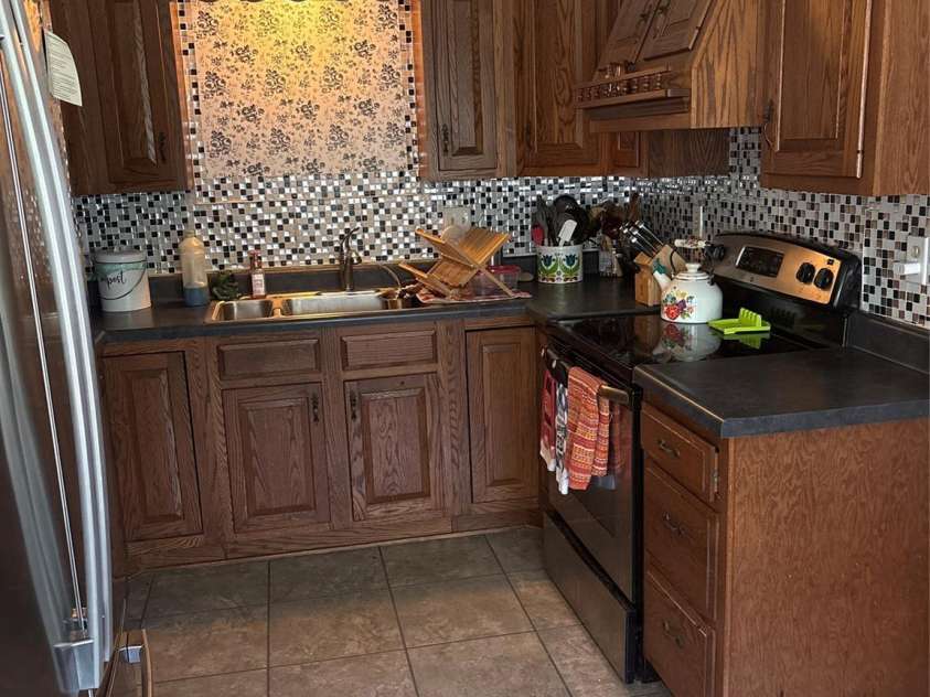 123 Valley Oaks Drive, Advance, NC 27006.  MLS# CAR4401704, YatesRealty ID 38733. 