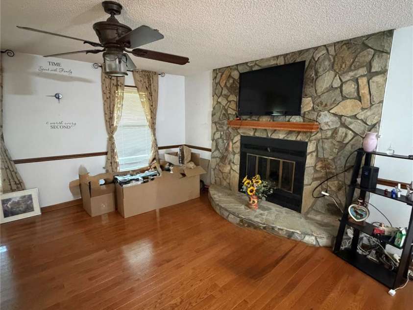 123 Valley Oaks Drive, Advance, NC 27006.  MLS# CAR4401704, YatesRealty ID 38733. 