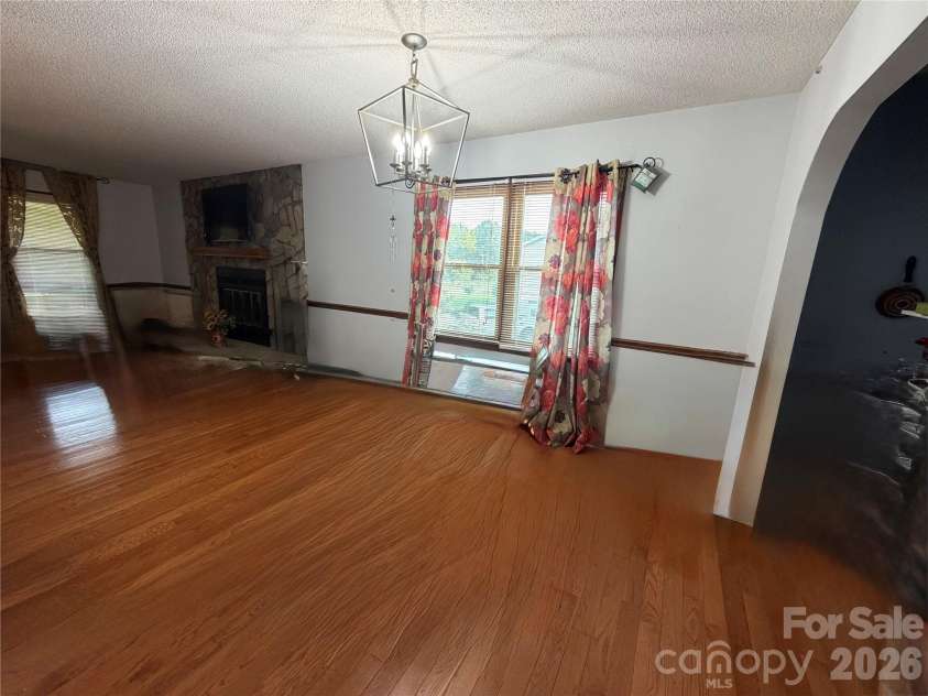123 Valley Oaks Drive, Advance, NC 27006.  MLS# CAR4401704, YatesRealty ID 38733. 