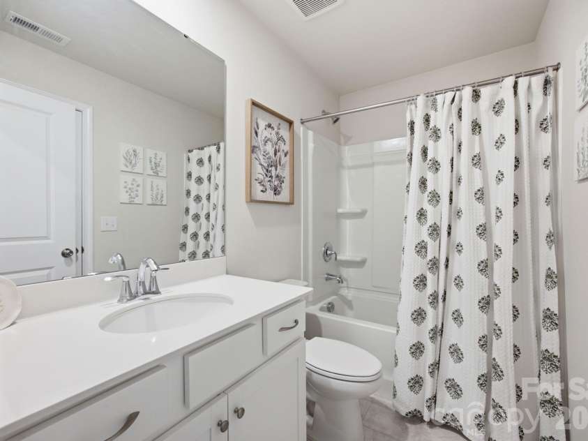 236 Tackle Box Drive, Troutman, NC 28166.  MLS# CAR4403974, YatesRealty ID 38734. 3rd full bath upstairs