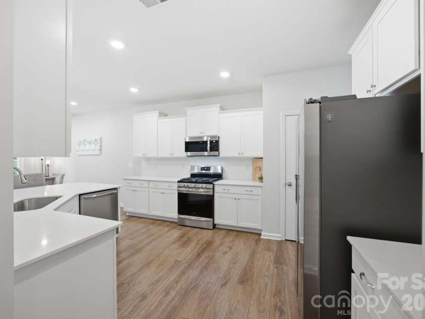 236 Tackle Box Drive, Troutman, NC 28166.  MLS# CAR4403974, YatesRealty ID 38734. Beautiful white kitchen