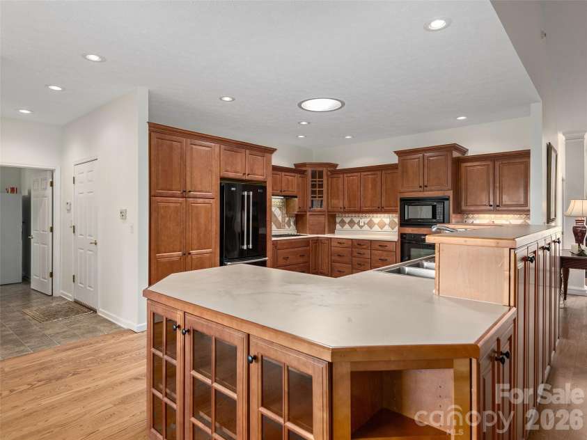84 Red Cedar Drive, Hendersonville, NC 28792.  MLS# CAR4403937, YatesRealty ID 38735. 