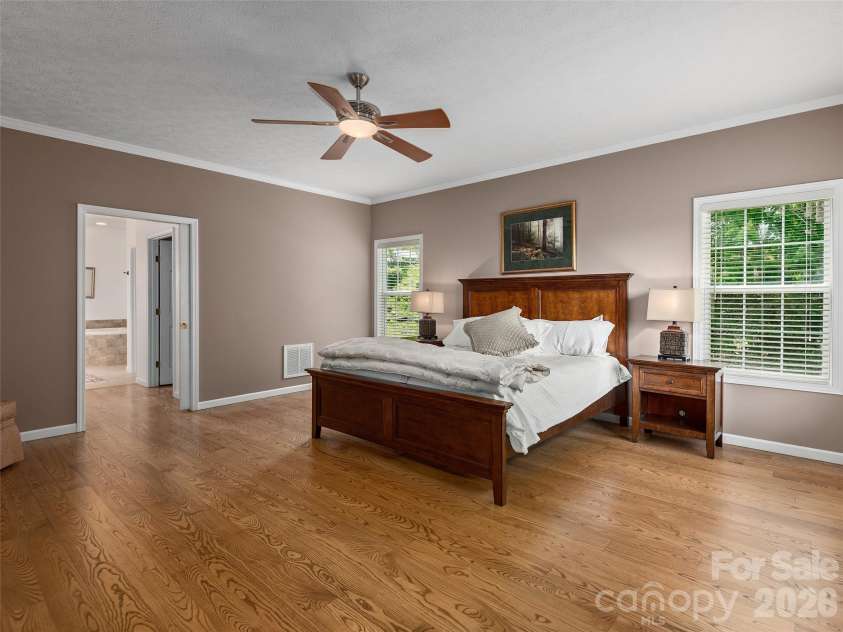 84 Red Cedar Drive, Hendersonville, NC 28792.  MLS# CAR4403937, YatesRealty ID 38735. 