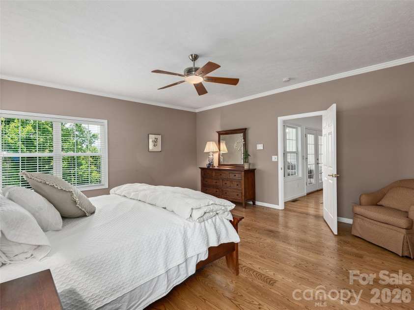84 Red Cedar Drive, Hendersonville, NC 28792.  MLS# CAR4403937, YatesRealty ID 38735. 