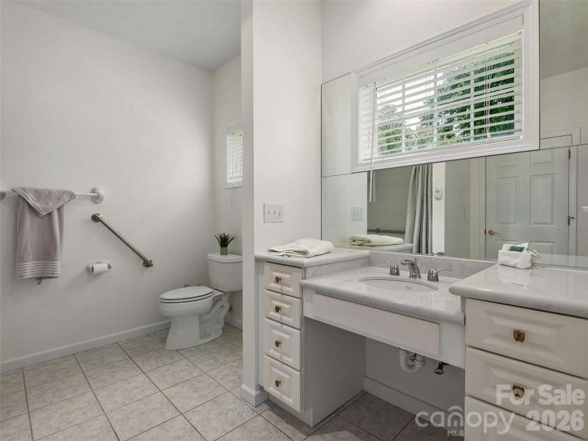 84 Red Cedar Drive, Hendersonville, NC 28792.  MLS# CAR4403937, YatesRealty ID 38735. 