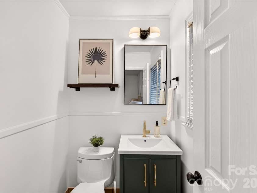 5001 Milford Road, Charlotte, NC 28210.  MLS# CAR4403484, YatesRealty ID 38737. 