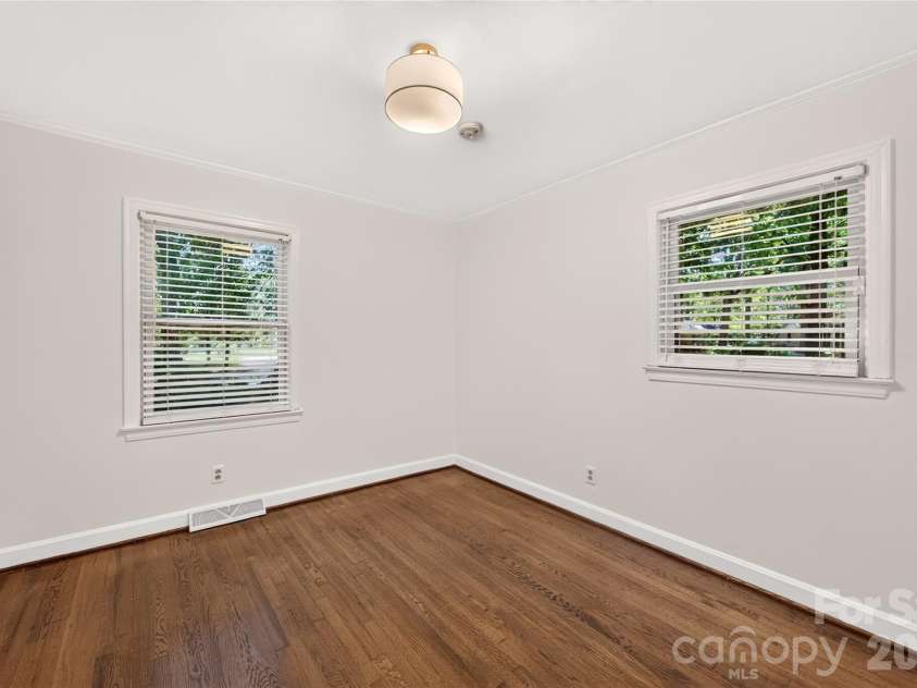 5001 Milford Road, Charlotte, NC 28210.  MLS# CAR4403484, YatesRealty ID 38737. 