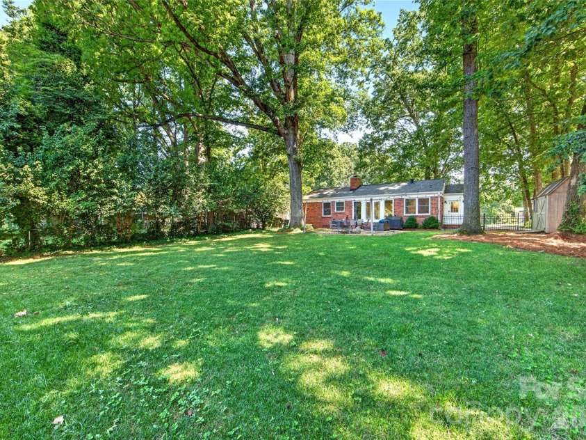 5001 Milford Road, Charlotte, NC 28210.  MLS# CAR4403484, YatesRealty ID 38737. 