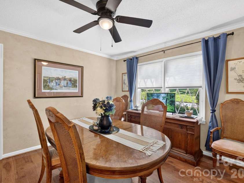 1001 Plantation Drive, Lenoir, NC 28645.  MLS# CAR4405455, YatesRealty ID 38738. 