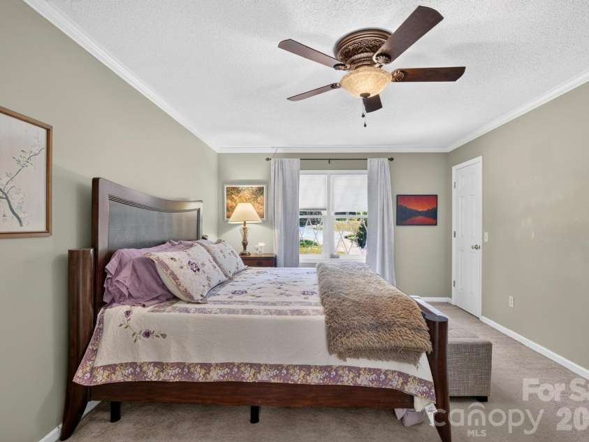 1001 Plantation Drive, Lenoir, NC 28645.  MLS# CAR4405455, YatesRealty ID 38738. 