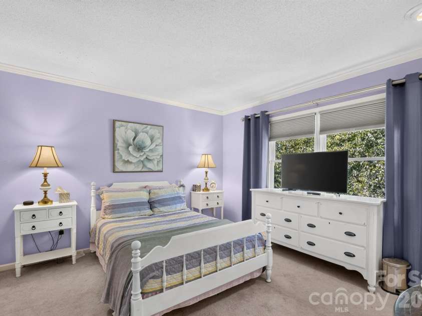 1001 Plantation Drive, Lenoir, NC 28645.  MLS# CAR4405455, YatesRealty ID 38738. 