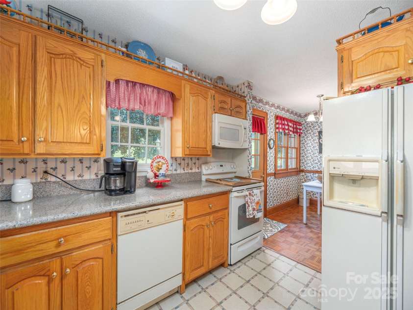 956 Iron Duff Road, Waynesville, NC 28785.  MLS# CAR4326812, YatesRealty ID 38738. 