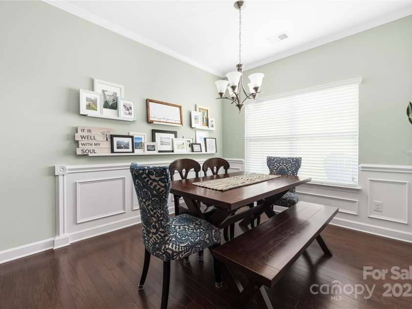 4644 Craigmoss Lane, Charlotte, NC 28278.  MLS# CAR4240077, YatesRealty ID 3874. 