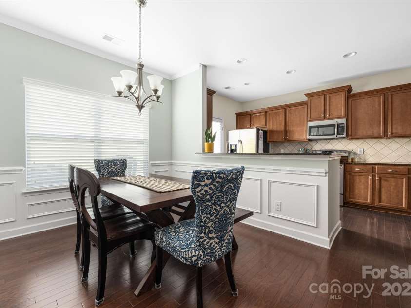 4644 Craigmoss Lane, Charlotte, NC 28278.  MLS# CAR4240077, YatesRealty ID 3874. 