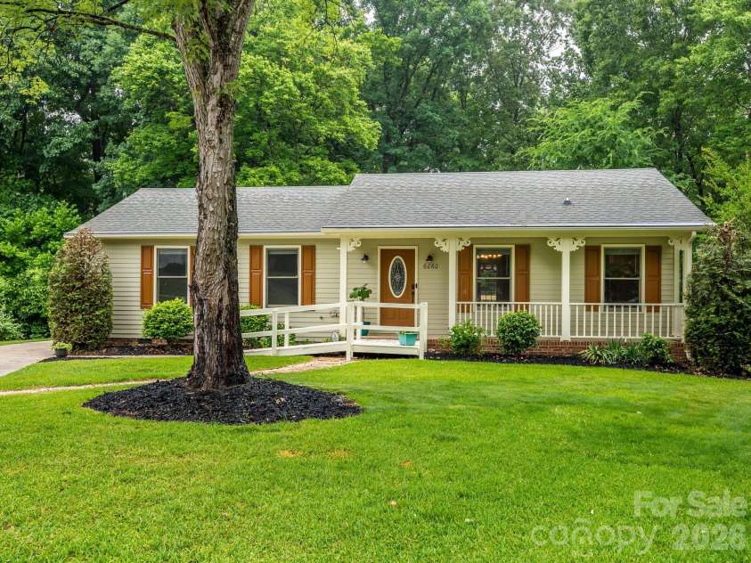6060 Acadian Woods Drive, Charlotte, NC 28227.  MLS# CAR4385264, YatesRealty ID 38740. 