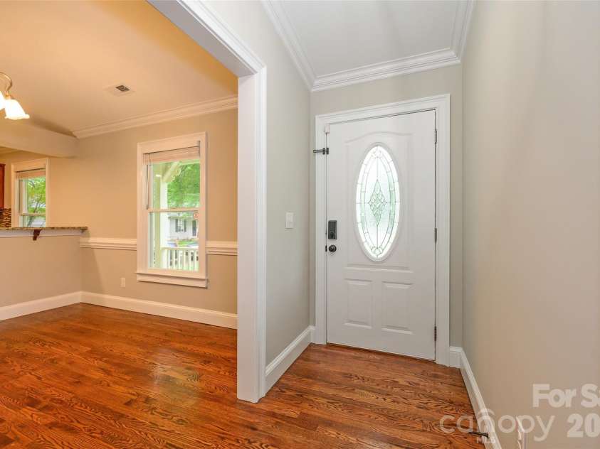 6060 Acadian Woods Drive, Charlotte, NC 28227.  MLS# CAR4385264, YatesRealty ID 38740. 