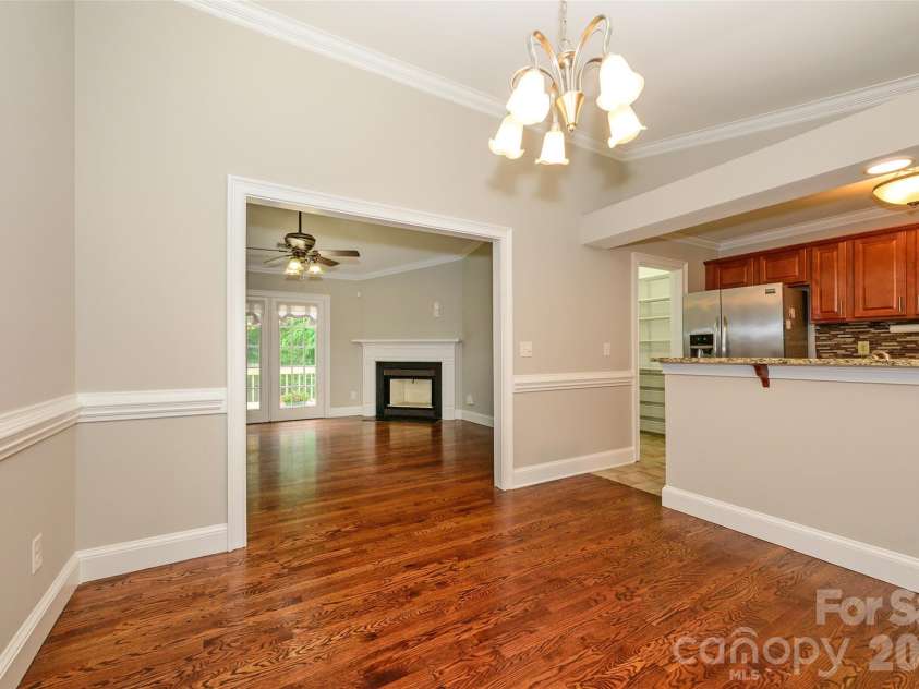 6060 Acadian Woods Drive, Charlotte, NC 28227.  MLS# CAR4385264, YatesRealty ID 38740. 