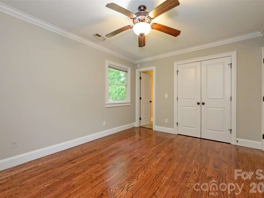 6060 Acadian Woods Drive, Charlotte, NC 28227.  MLS# CAR4385264, YatesRealty ID 38740. 